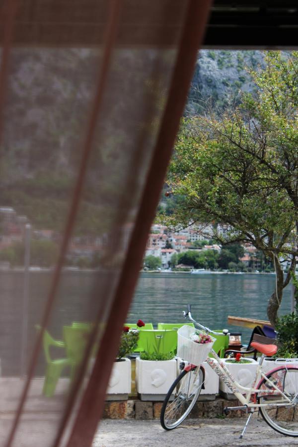 Mare E Montagna Apartamento Kotor Exterior foto