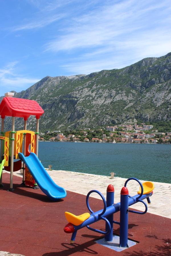 Mare E Montagna Apartamento Kotor Exterior foto
