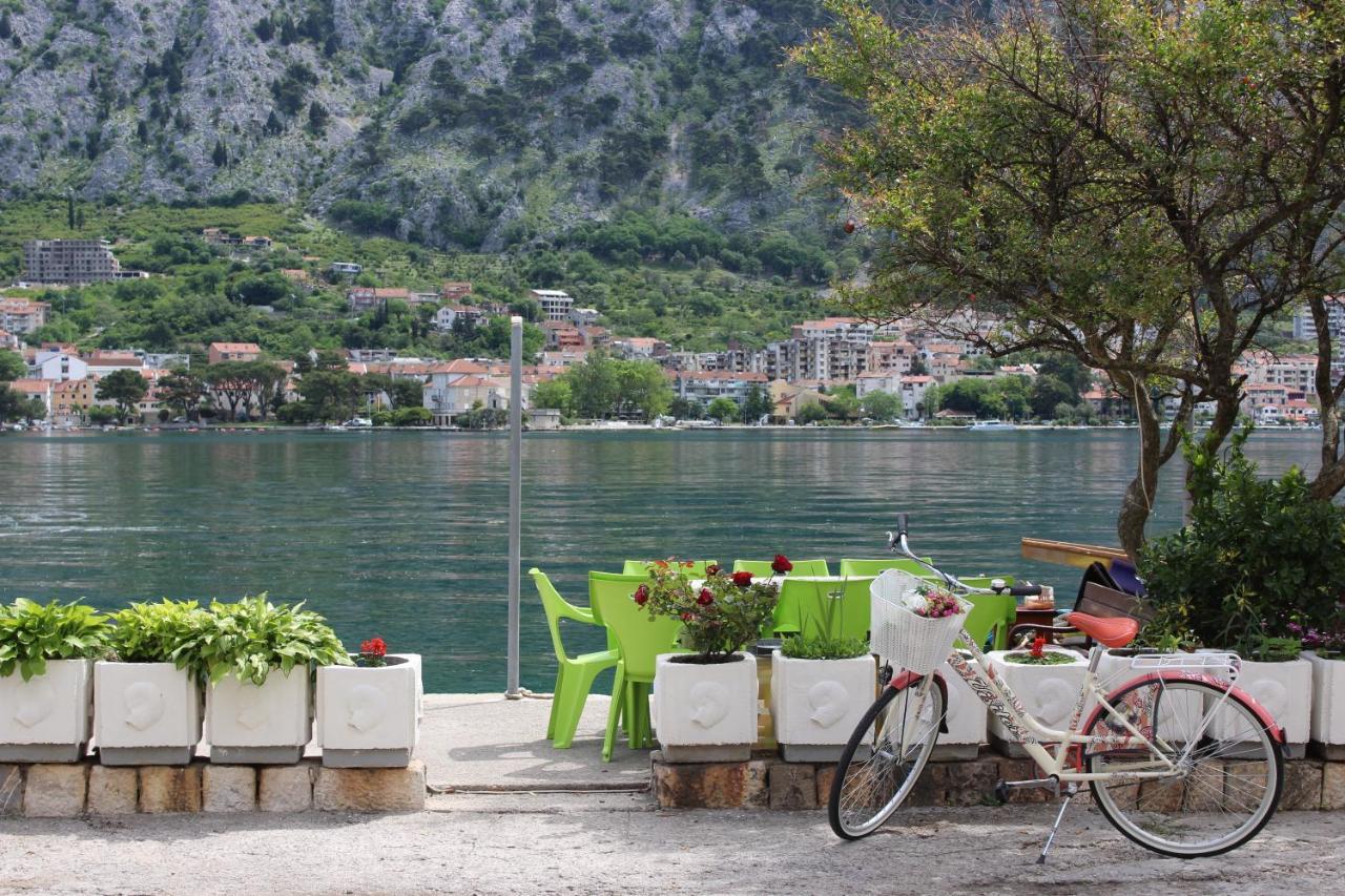 Mare E Montagna Apartamento Kotor Exterior foto