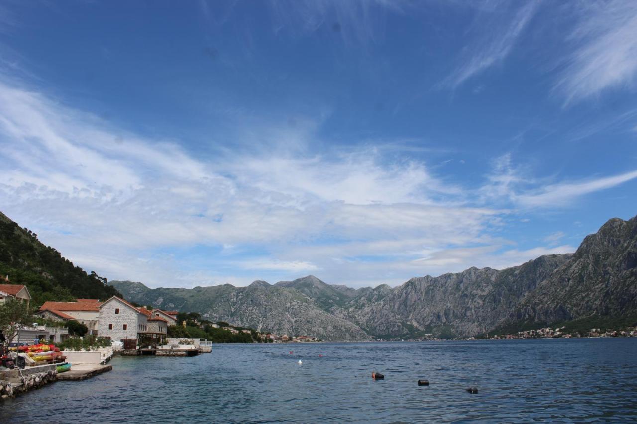 Mare E Montagna Apartamento Kotor Exterior foto